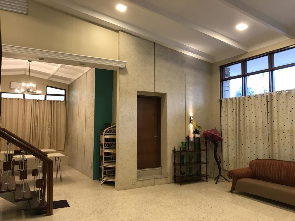 Residencia Marfel Hotel Таклобан Екстериор снимка