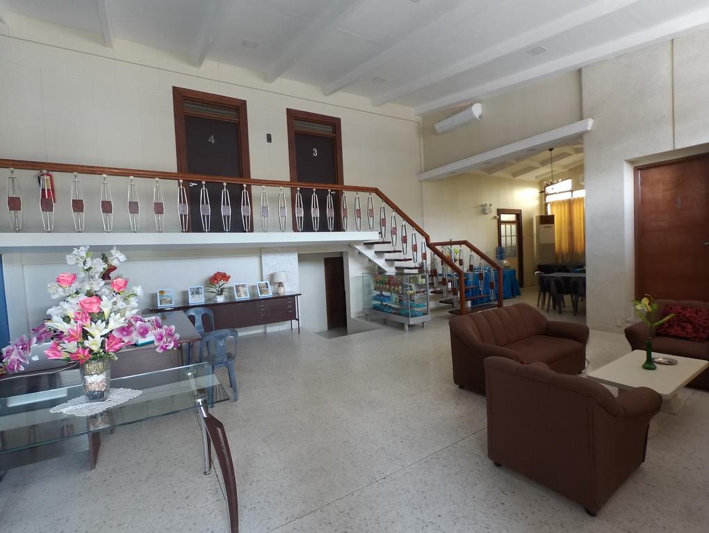Residencia Marfel Hotel Таклобан Екстериор снимка