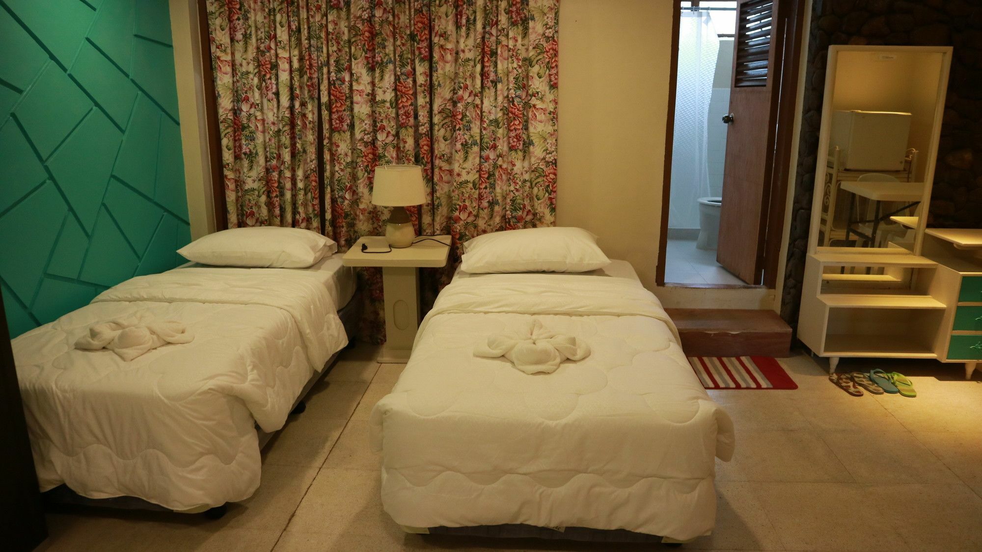 Residencia Marfel Hotel Таклобан Екстериор снимка